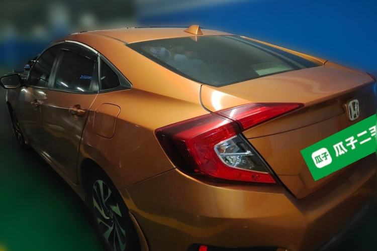 Used Honda Civic 2016 220TURBO CVT Luxury Edition Rear Left 45 Deg