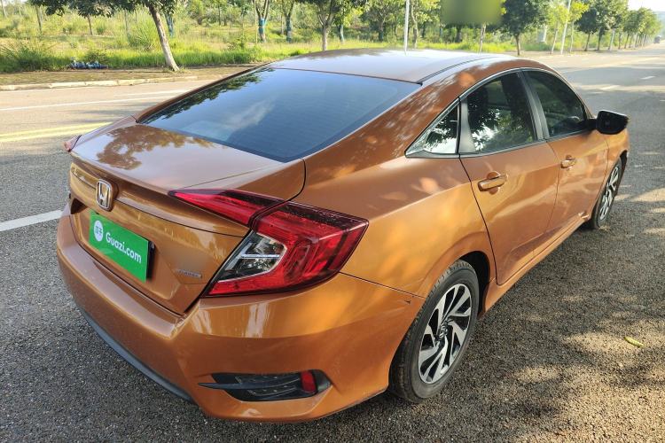 Used Honda Civic 2016 220TURBO CVT Luxury Edition Rear Right 45 Deg