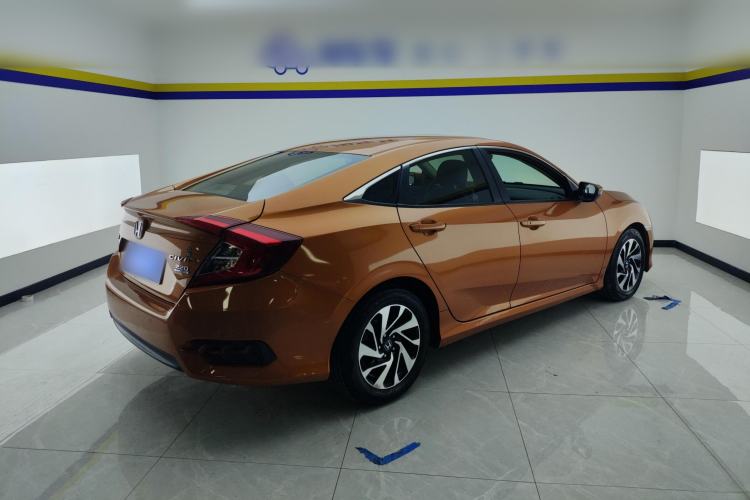 Used Honda Civic 2016 220TURBO CVT Luxury Edition Rear Right 45 Deg