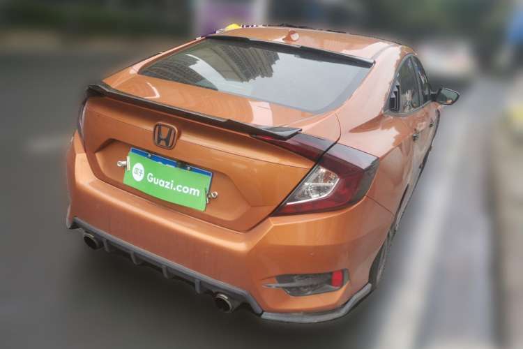 Used Honda Civic 2016 220TURBO CVT Luxury Edition Rear Right 45 Deg