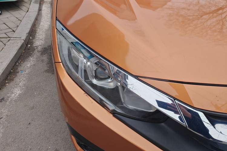 Used Honda Civic 2016 180TURBO CVT Comfort Version Right Front Headlight