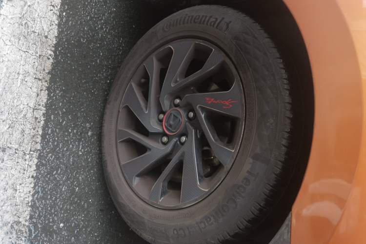 Used Honda Civic 2016 220TURBO CVT Luxury Edition Right Front Wheel Hub