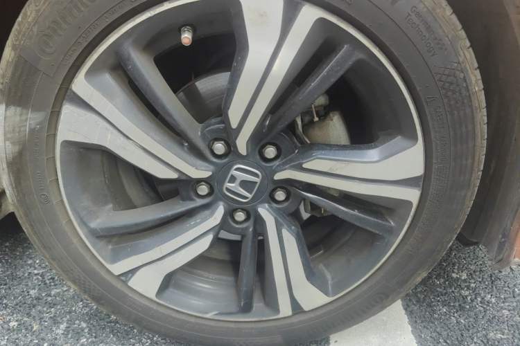 Used Honda Civic 2016 220TURBO CVT Prestige Edition Right Front Wheel Hub