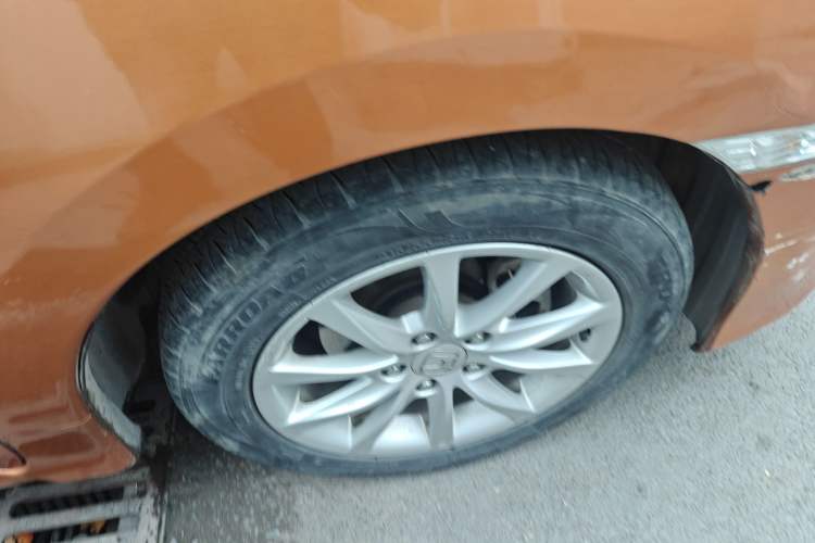 Used Honda Civic 2016 180TURBO CVT Comfort Version Right Front Wheel Hub