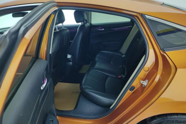 Used Honda Civic 2016 220TURBO CVT Luxury Edition Right Rear Seat
