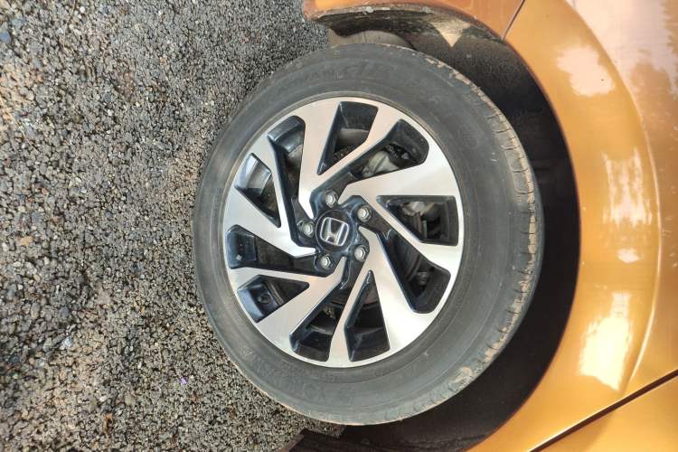 Used Honda Civic 2016 220TURBO CVT Luxury Edition Right Rear Wheel Hub