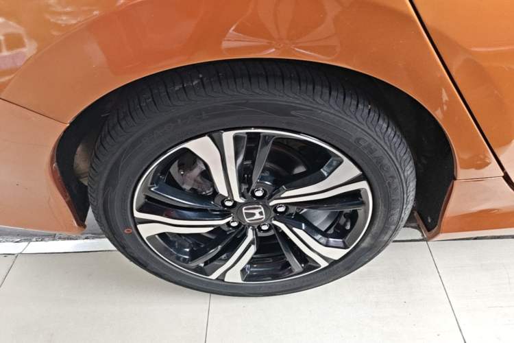 Used Honda Civic 2016 220TURBO CVT Prestige Edition Right Rear Wheel Hub