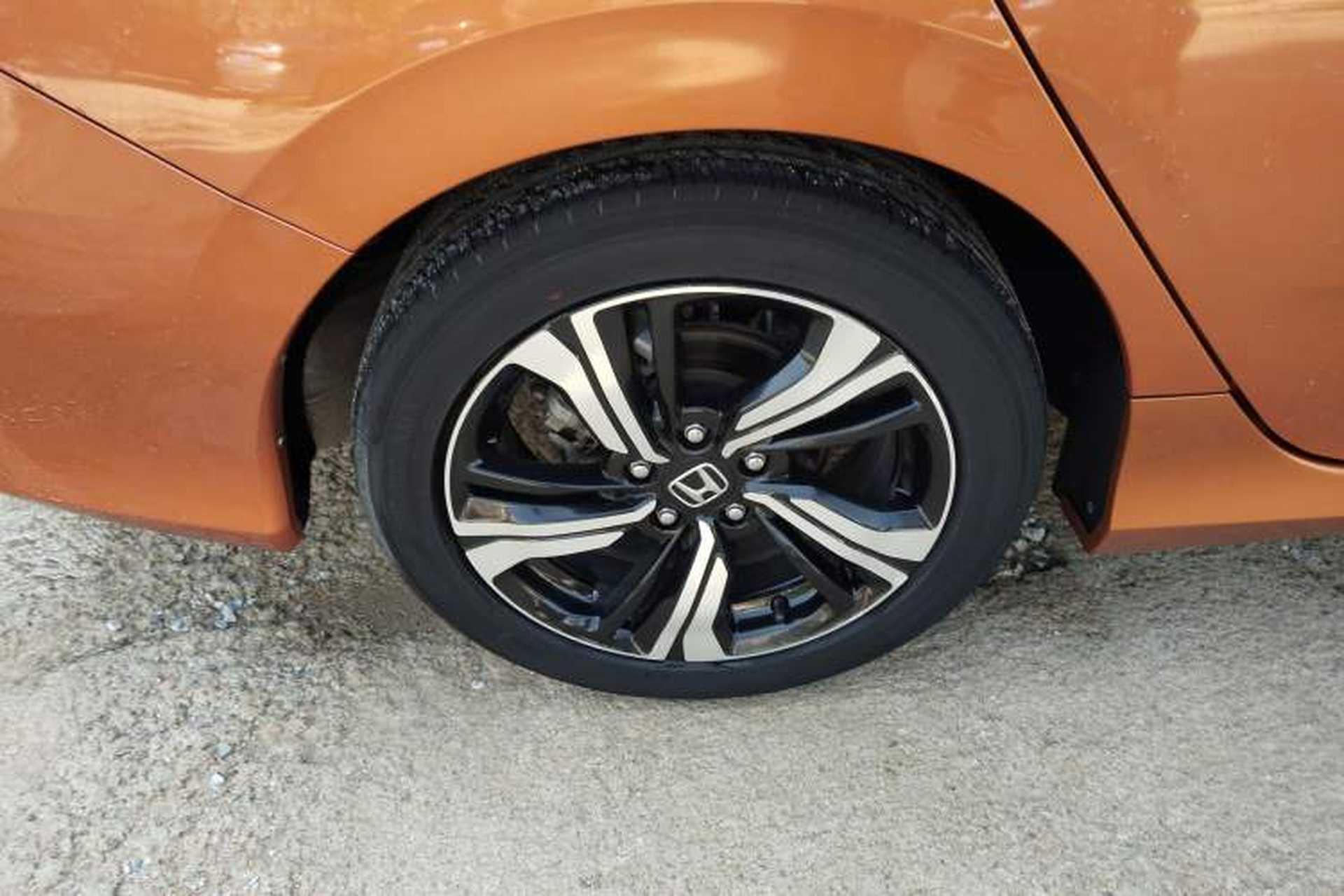 Used Honda Civic 2016 220TURBO CVT Prestige Edition Right Rear Wheel Hub