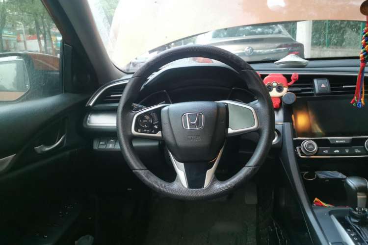 Used Honda Civic 2016 220TURBO CVT Luxury Edition Steering Wheel