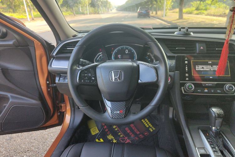 Used Honda Civic 2016 220TURBO CVT Luxury Edition Steering Wheel