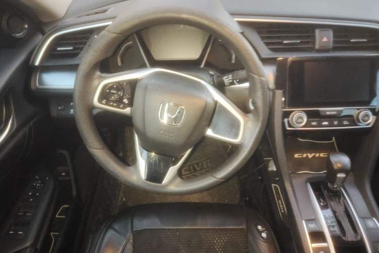 Used Honda Civic 2016 220TURBO CVT Luxury Edition Steering Wheel