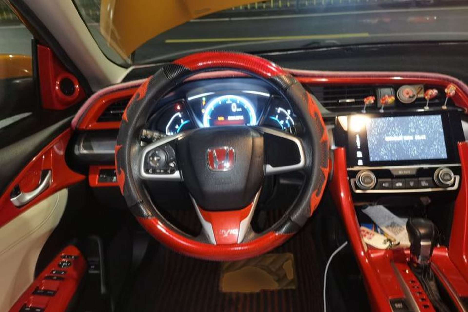 Used Honda Civic 2016 220TURBO CVT Luxury Edition Steering Wheel