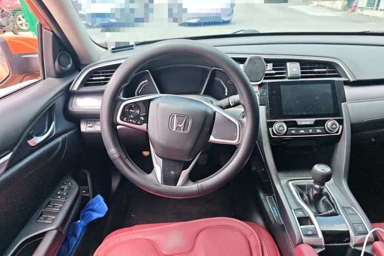 Used Honda Civic 2016 220TURBO Manual Luxury Edition Steering Wheel