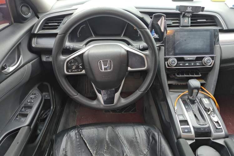 Used Honda Civic 2016 220TURBO CVT Luxury Edition Steering Wheel
