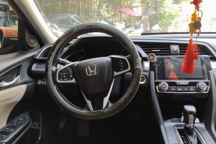 Used Honda Civic 2016 220TURBO CVT Prestige Edition Steering Wheel