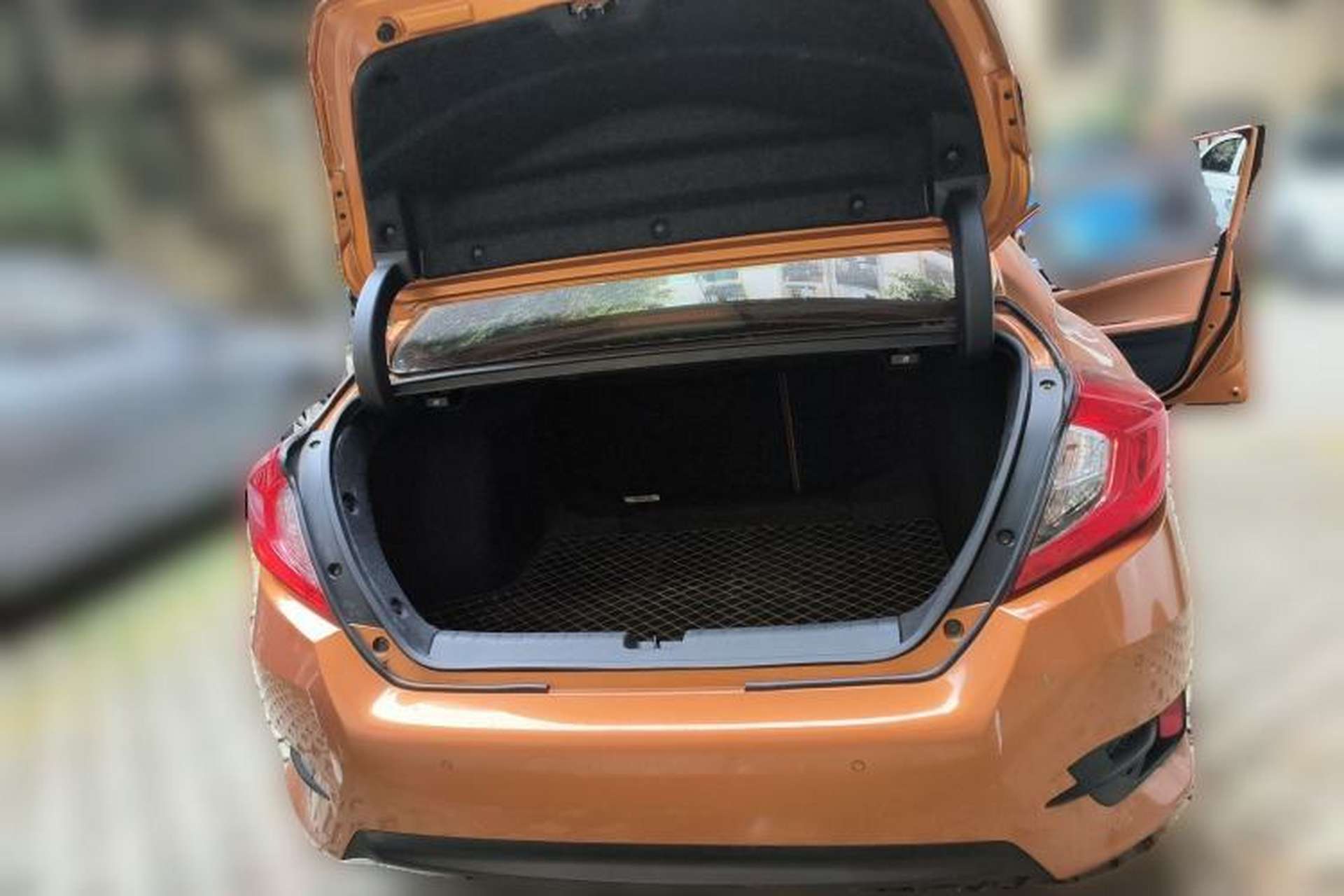 Used Honda Civic 2016 220TURBO CVT Luxury Edition Trunk