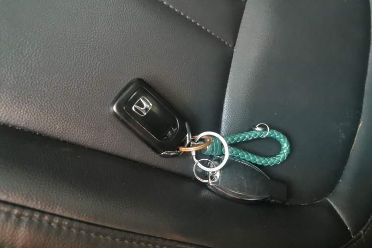 Used Honda Civic 2016 220TURBO CVT Luxury Edition Vehicle Key