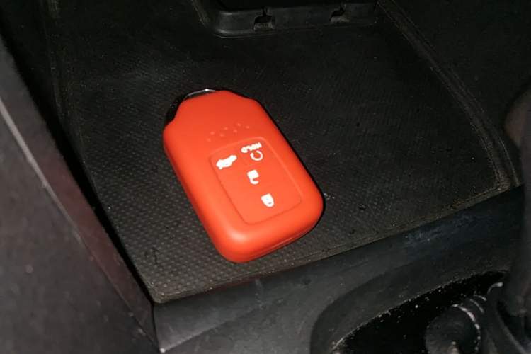 Used Honda Civic 2016 220TURBO CVT Luxury Edition Vehicle Key
