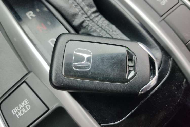 Used Honda Civic 2016 220TURBO CVT Luxury Edition Vehicle Key