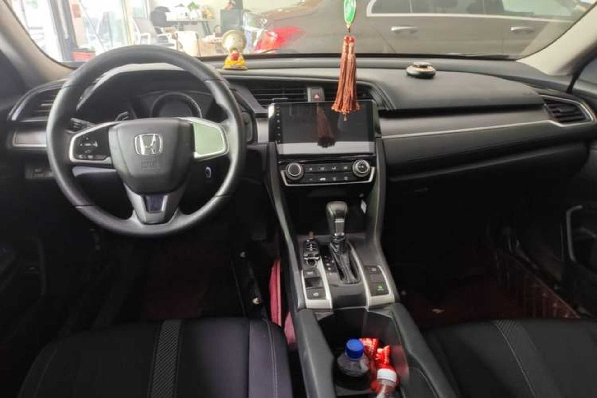 Used Honda Civic 2016 180TURBO CVT Comfort Version Center Console