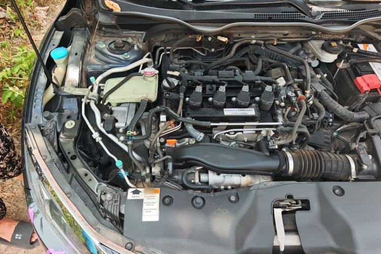 Used Honda Civic 2016 220TURBO CVT Luxury Edition Engine Bay Right