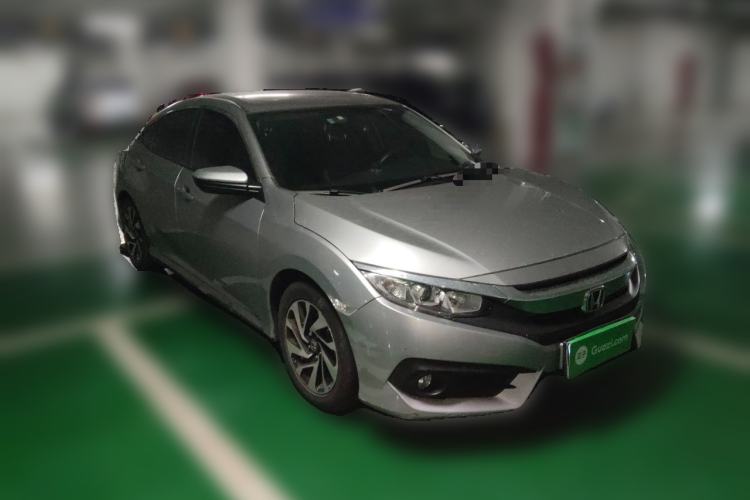 Used Honda Civic 2016 220TURBO CVT Luxury Edition Front Right 45 Deg