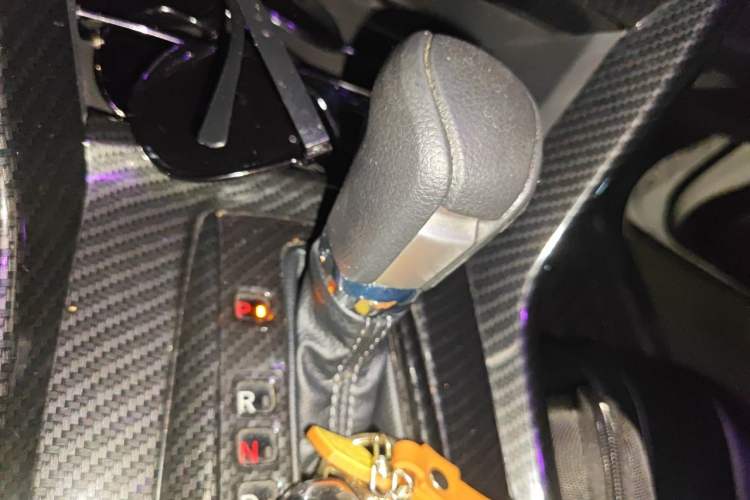 Used Honda Civic 2016 220TURBO CVT Luxury Edition Gear Lever