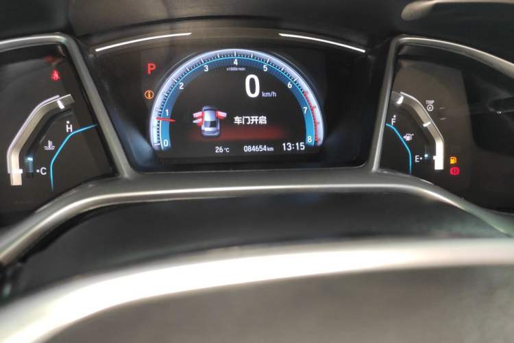 Used Honda Civic 2016 220TURBO CVT Luxury Edition Odometer Close Up
