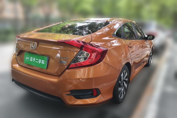 Used Honda Civic 2016 220TURBO CVT Luxury Edition Rear Right 45 Deg