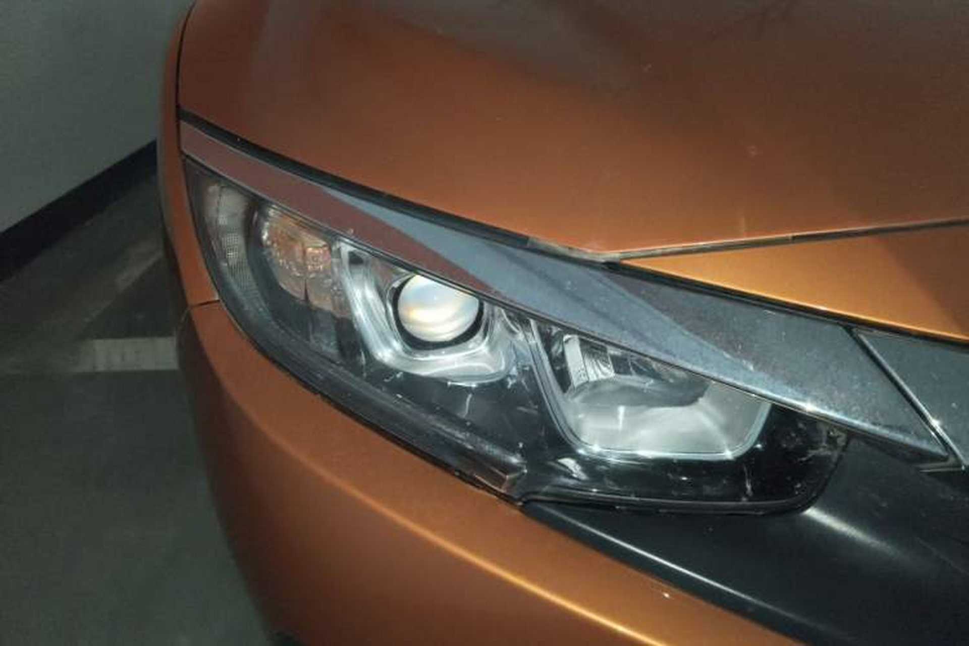 Used Honda Civic 2016 220TURBO CVT Luxury Edition Right Front Headlight