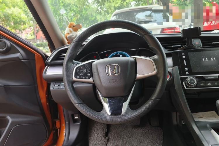 Used Honda Civic 2016 220TURBO CVT Luxury Edition Steering Wheel