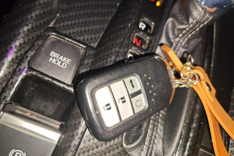 Used Honda Civic 2016 220TURBO CVT Luxury Edition Vehicle Key