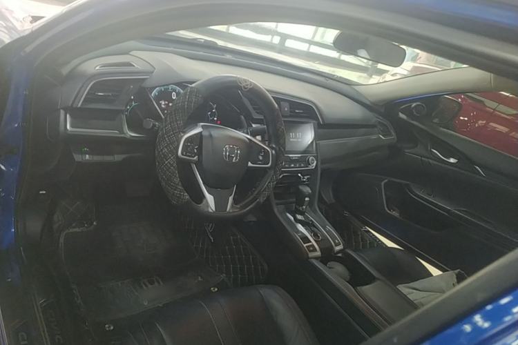 Used Honda Civic 2016 220TURBO CVT Prestige Edition Center Console