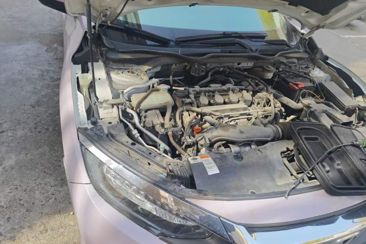 Used Honda Civic 2016 220TURBO CVT Prestige Edition Engine Bay Right
