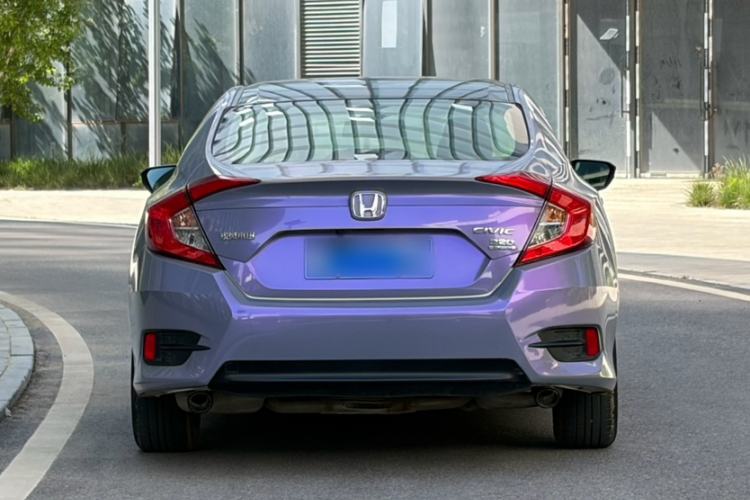 Used Honda Civic 2016 220TURBO CVT Luxury Edition Exterior 5