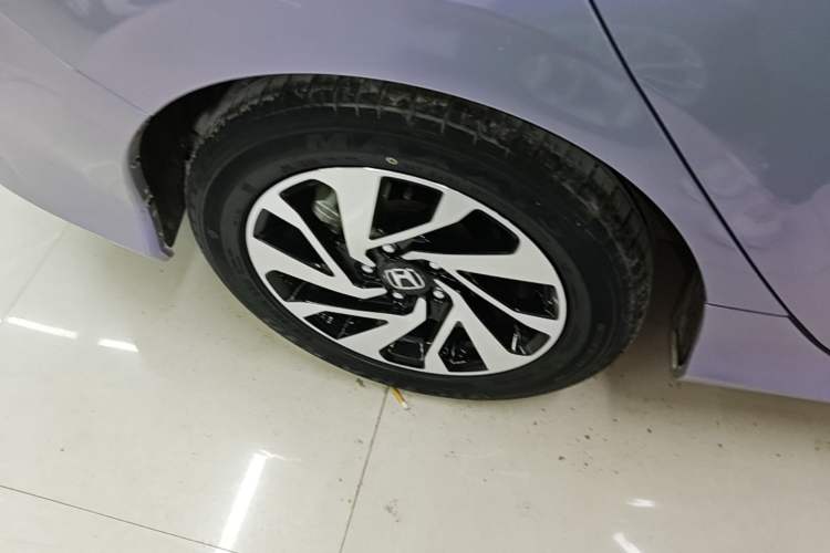 Used Honda Civic 2016 220TURBO CVT Luxury Edition Exterior 5