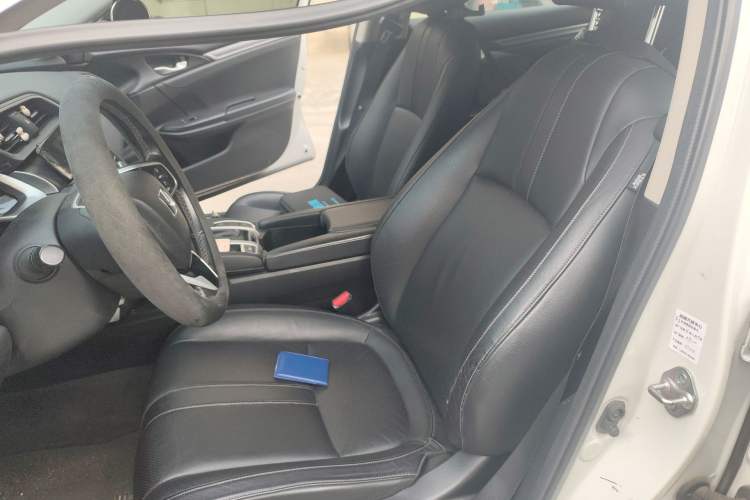 Used Honda Civic 2016 220TURBO CVT Prestige Edition Left Front Seat