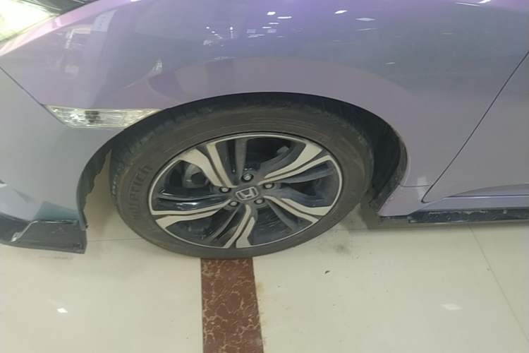 Used Honda Civic 2016 220TURBO CVT Prestige Edition Left Front Wheel Hub