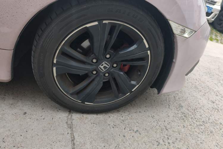 Used Honda Civic 2016 220TURBO CVT Prestige Edition Right Front Wheel Hub