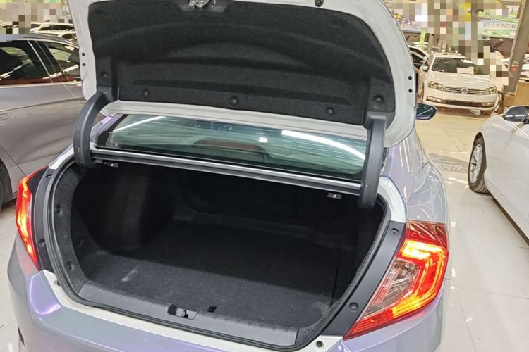 Used Honda Civic 2016 220TURBO CVT Luxury Edition Trunk