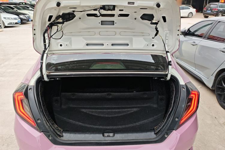 Used Honda Civic 2016 220TURBO CVT Luxury Edition Trunk