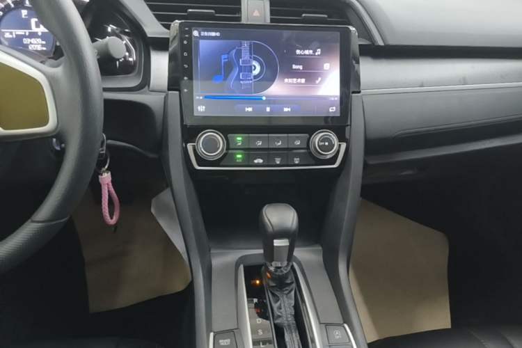 Used Honda Civic 2016 180TURBO CVT Comfort Version Audio And AC Panel