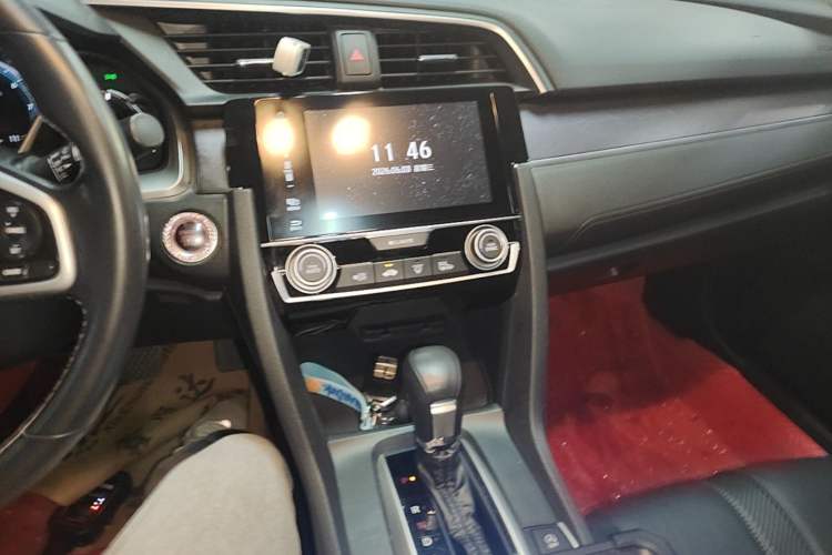 Used Honda Civic 2016 220TURBO CVT Prestige Edition Audio And AC Panel