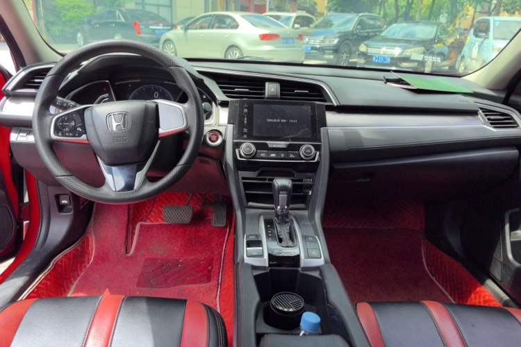 Used Honda Civic 2016 220TURBO CVT Luxury Edition Center Console