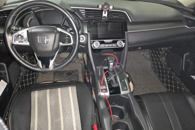Used Honda Civic 2016 220TURBO CVT Prestige Edition Center Console