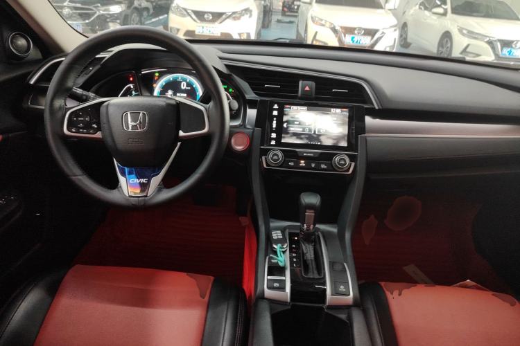 Used Honda Civic 2016 220TURBO CVT Luxury Edition Center Console