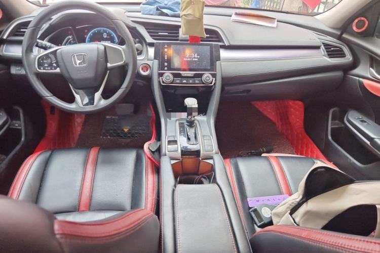 Used Honda Civic 2016 220TURBO CVT Luxury Edition Center Console