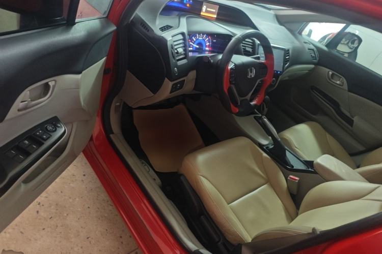 Used Honda Civic 2016 1.8L Automatic Comfort Version Driver Seat