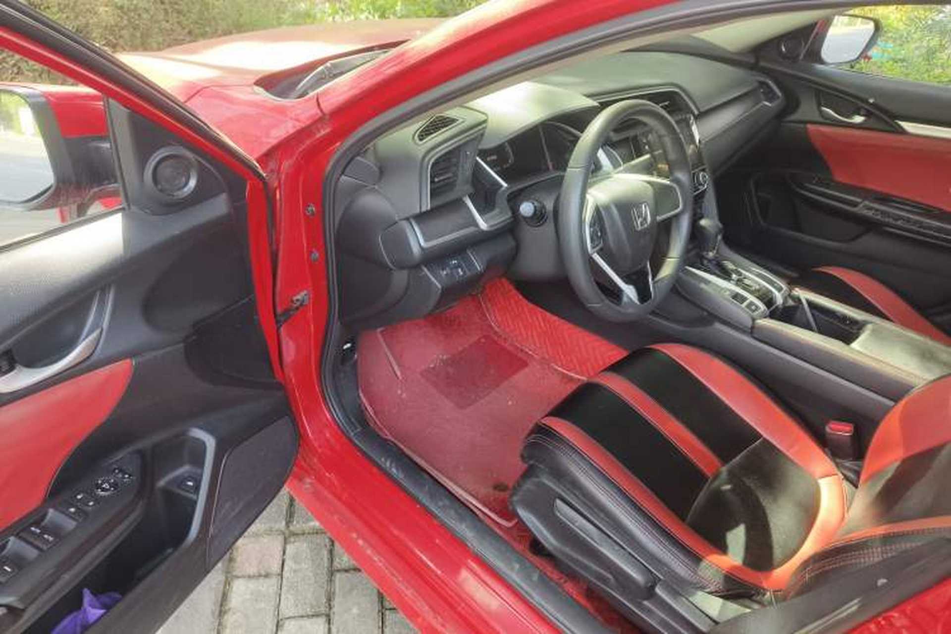 Used Honda Civic 2016 220TURBO CVT Luxury Edition Driver Seat