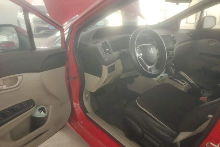 Used Honda Civic 2016 1.8L Automatic Comfort Version Driver Seat